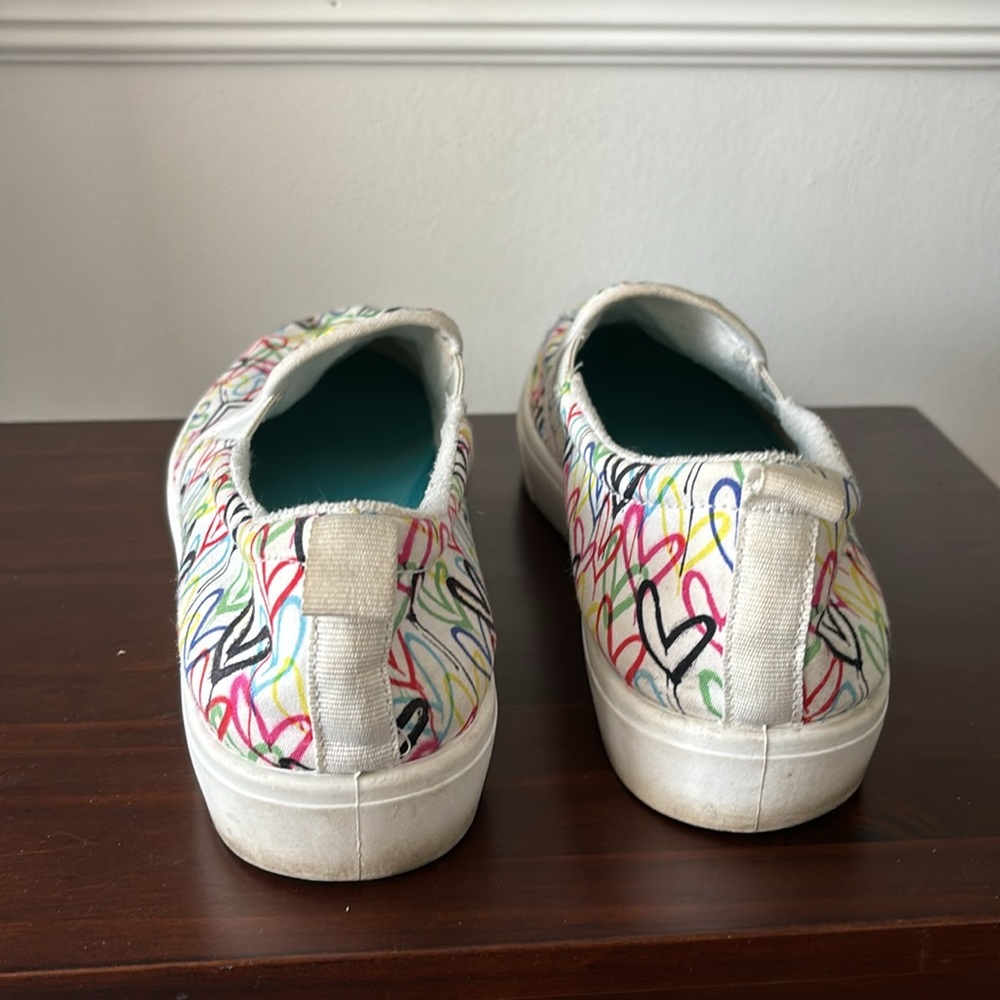 Woman’s US 10 Sketchers slip on - Picture 7 of 10
